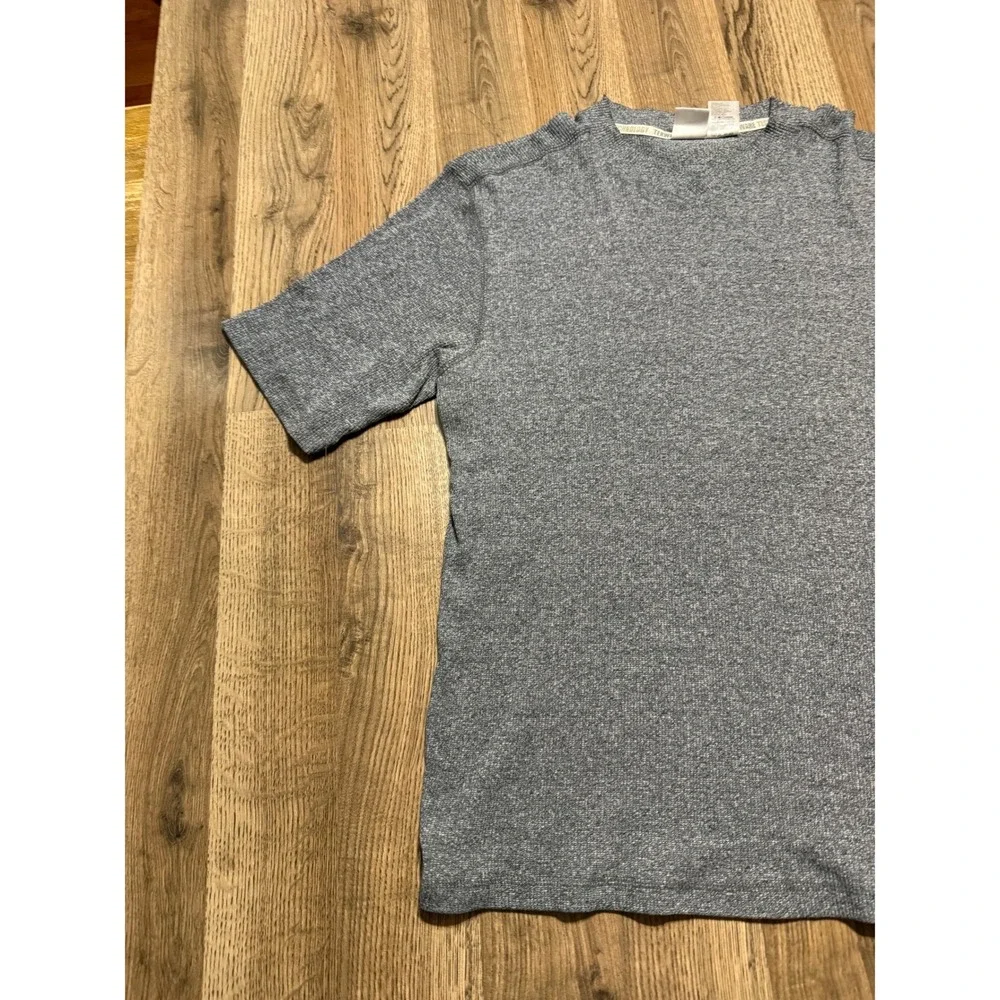 The North Face T-Shirt Mens Medium Gray Adult Tekware Performance Excellent